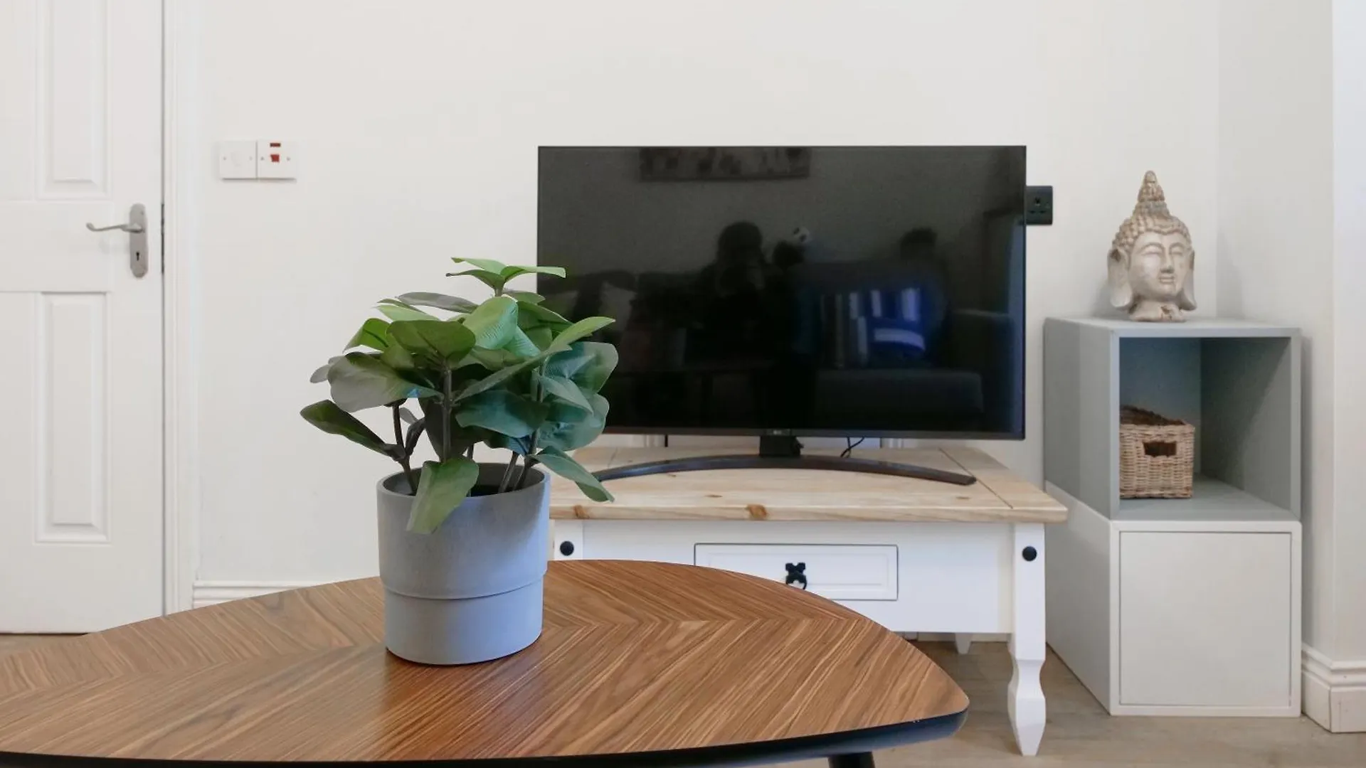 וילה דבלין Cozy 2-Bedroom Detached Home No-7
