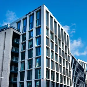 4* מלון דירות Staycity Quay